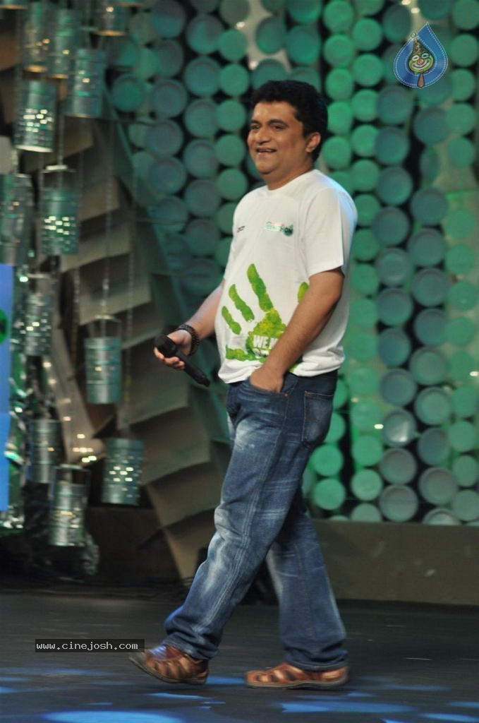 Celebs at NDTV Greenathon 2012 - 26 / 47 photos