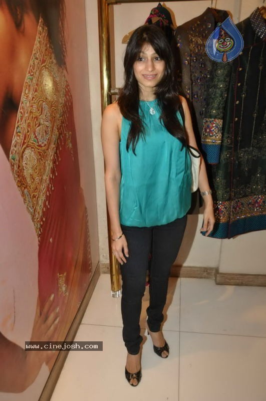 Nisha Sagar Store Launch - 15 / 59 photos
