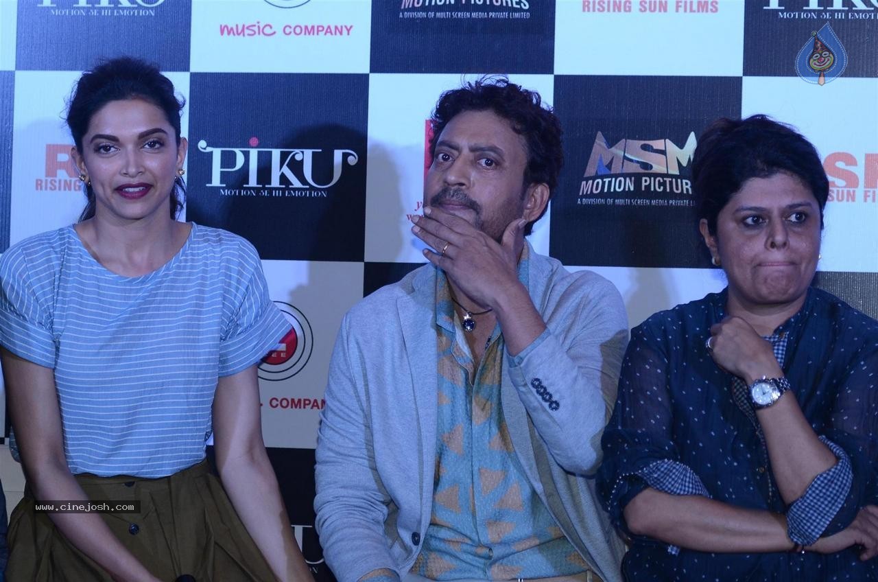 Celebs at Piku Film Trailer Launch - 17 / 64 photos