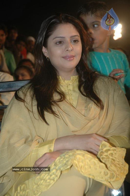 Celebs at Politco Sanjay Dina Patil Cultural Event - 10 / 38 photos