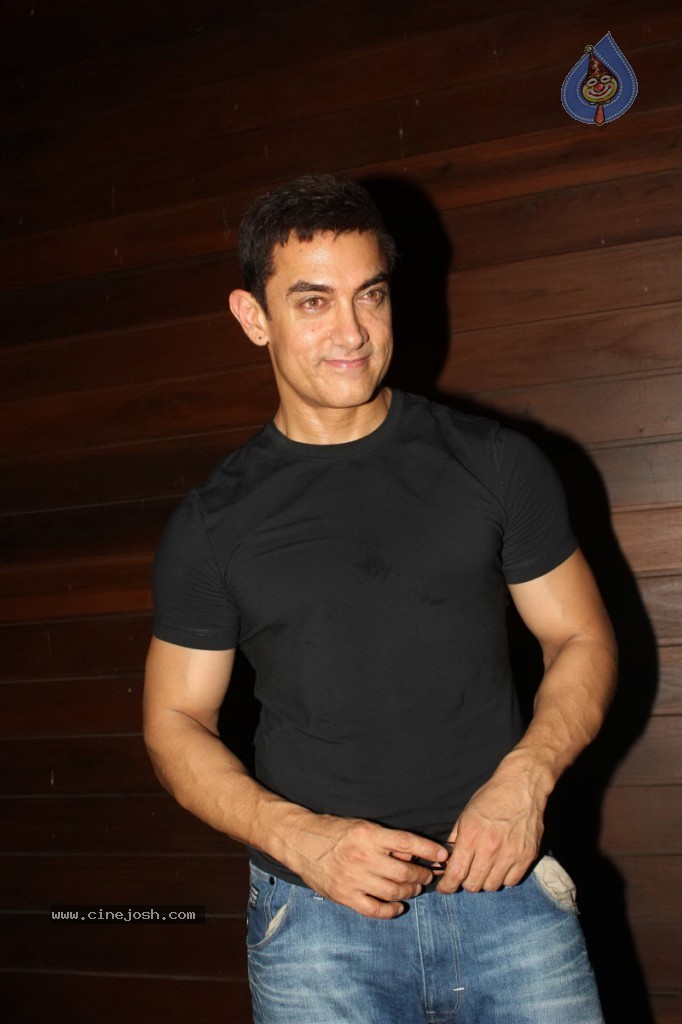Celebs at Qayamat Se Qayamat Tak Party - 21 / 79 photos