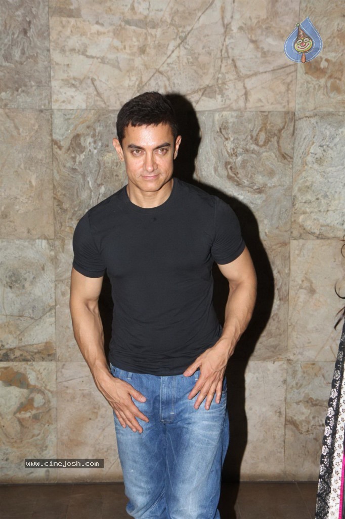 Celebs at Qayamat Se Qayamat Tak Party - 49 / 79 photos
