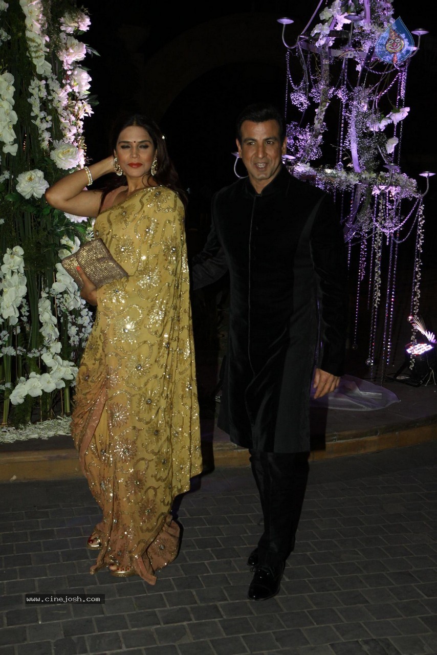 Celebs at Riddhi Malhotra n Tejas Talwalkar Sangeet Ceremony - 70 / 152 photos