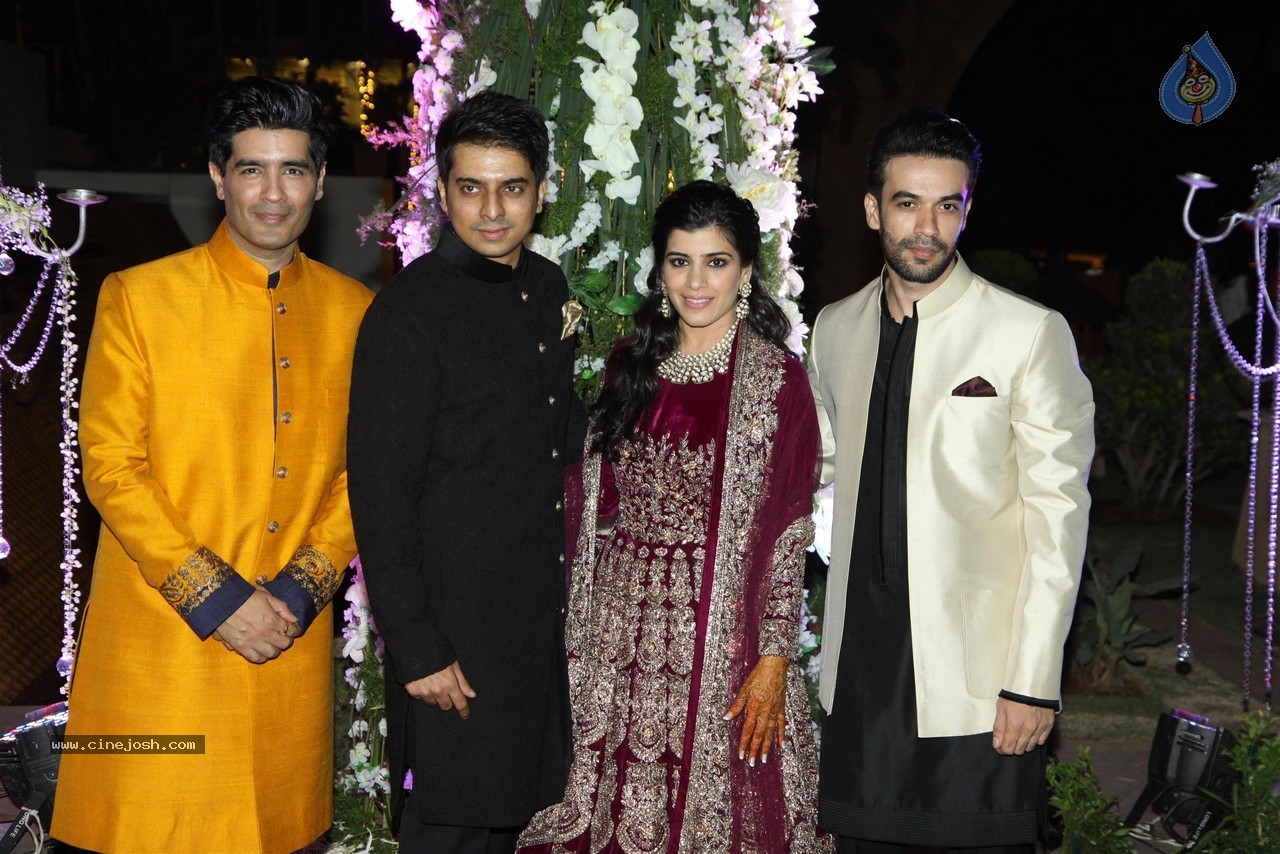Celebs at Riddhi Malhotra n Tejas Talwalkar Sangeet Ceremony - 129 / 152 photos