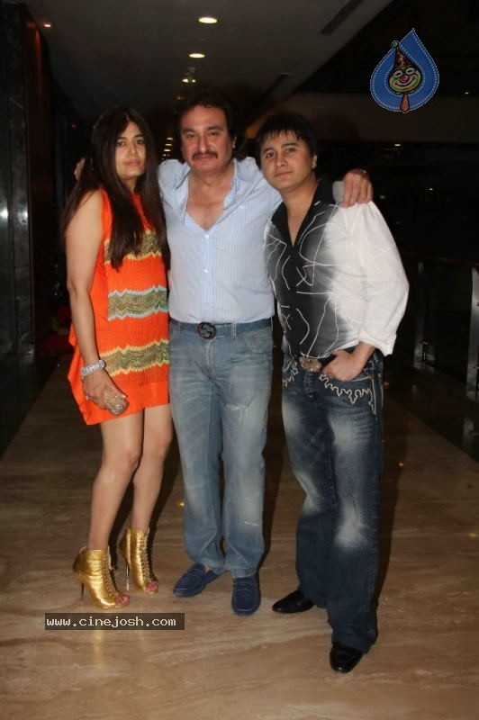 Celebs at Rohit Bal Birthday Bash - 1 / 32 photos