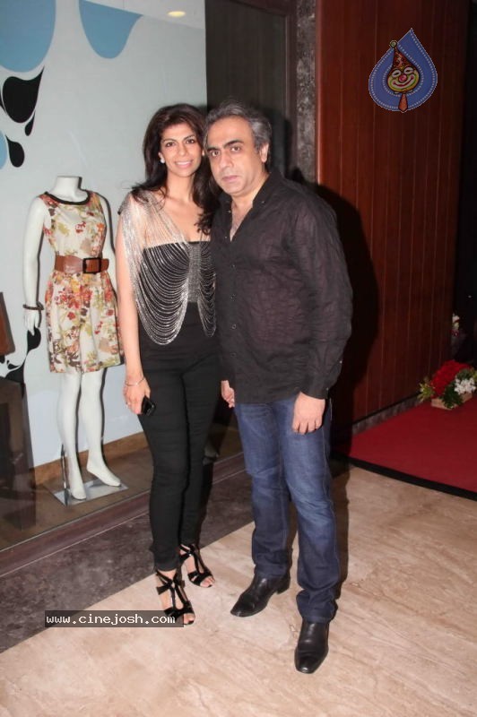 Celebs at Rohit Bal Birthday Bash - 12 / 32 photos