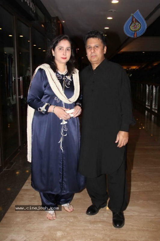 Celebs at Rohit Bal Birthday Bash - 13 / 32 photos