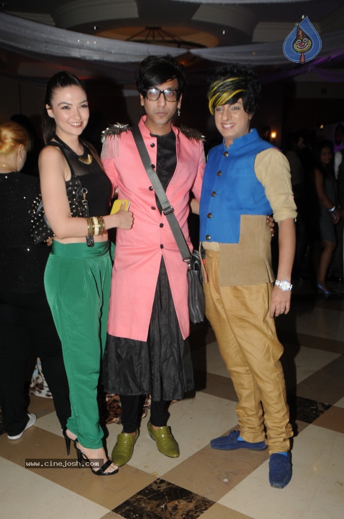 Celebs at Rohit Verma Fashion Show - 13 / 121 photos