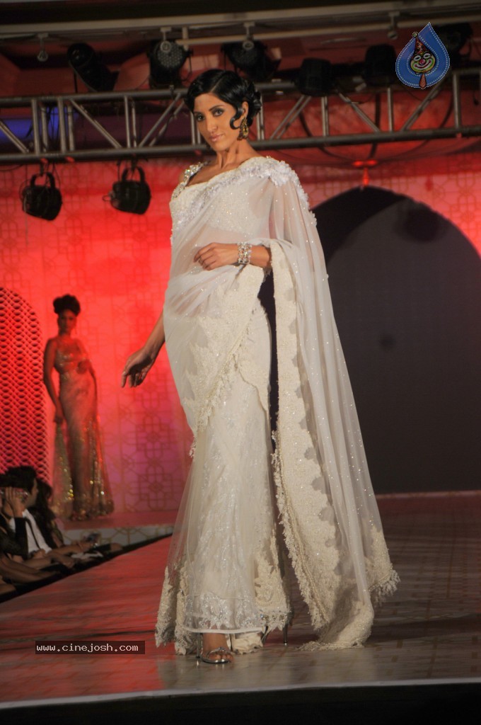 Celebs at Rohit Verma Fashion Show - 66 / 121 photos