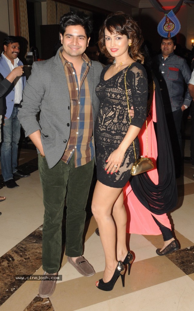 Celebs at Rohit Verma Fashion Show - 84 / 121 photos