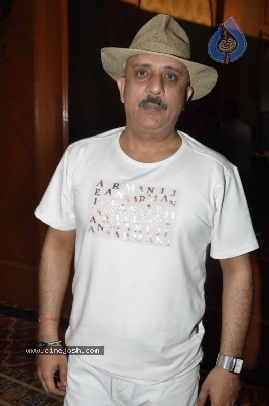 Celebs at Sab ka Evening Show Launch - 7 / 43 photos