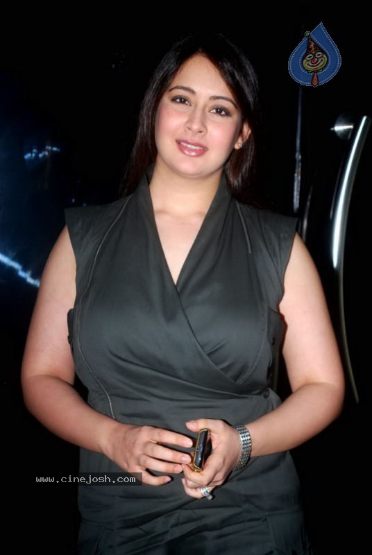 Celebs at Sahi Dhandhe Galat Bande Movie First Look - 7 / 29 photos