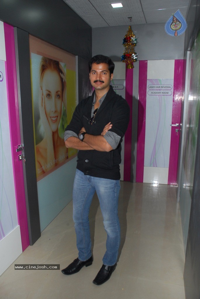 Celebs at Sakhiya Skin Clinic Launch - 42 / 54 photos