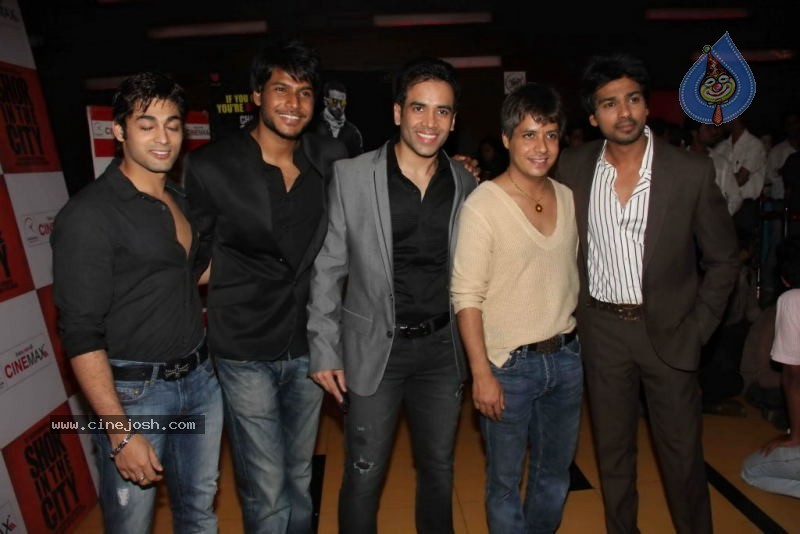 Celebs at Shor in The City Movie Premiere Show - 21 / 36 photos