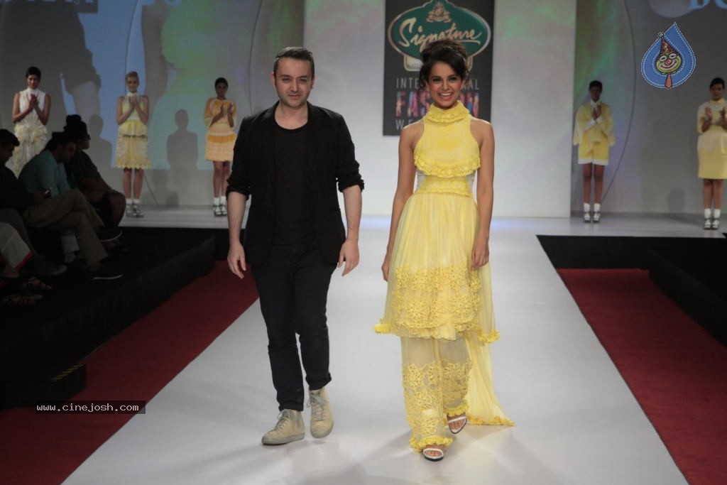 Celebs at Signature International Fashion Week 2013 - 102 / 132 photos