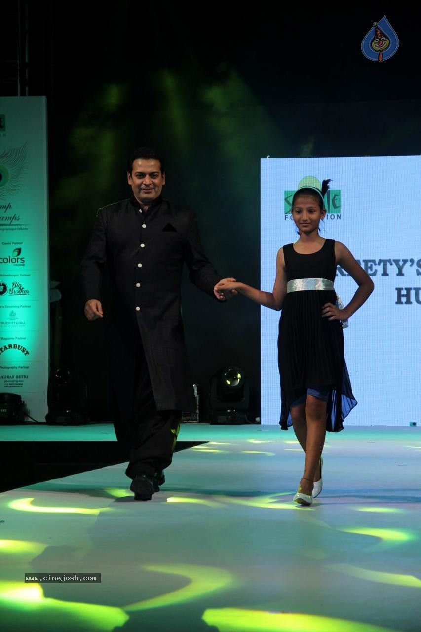 Celebs at Smile Foundation Ramp for Champs Show 01 - 4 / 98 photos