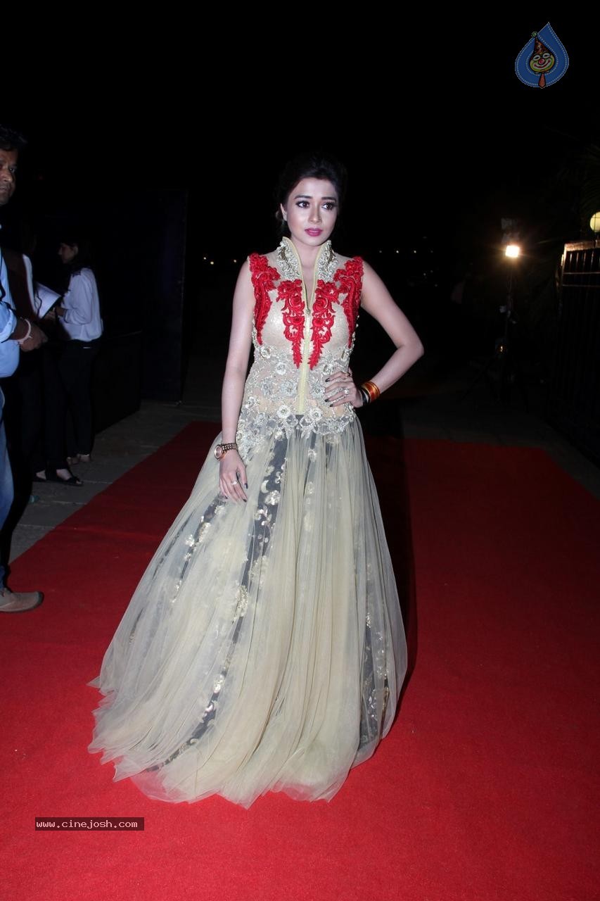 Celebs at Smile Foundation Ramp for Champs Show 01 - 18 / 98 photos