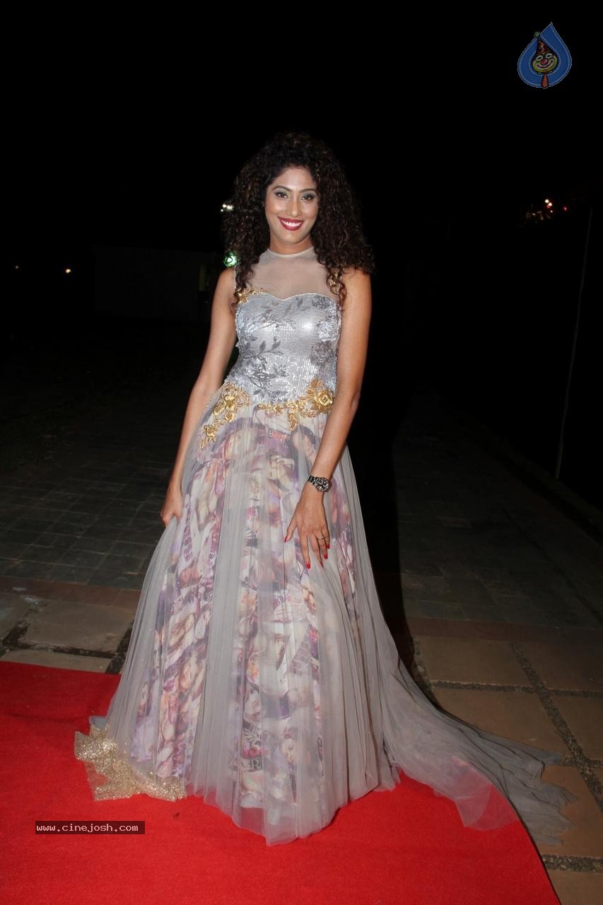 Celebs at Smile Foundation Ramp for Champs Show 01 - 45 / 98 photos