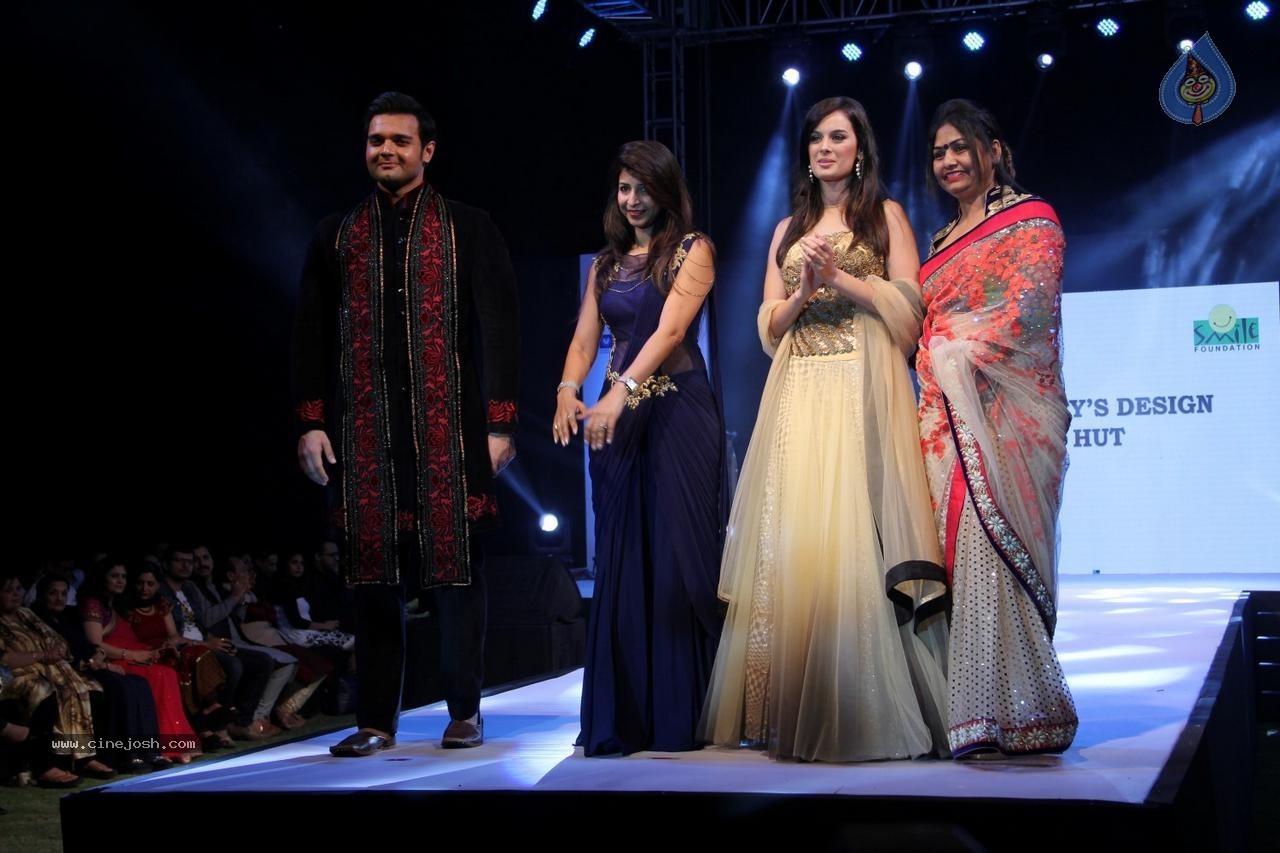 Celebs at Smile Foundation Ramp for Champs Show 01 - 70 / 98 photos