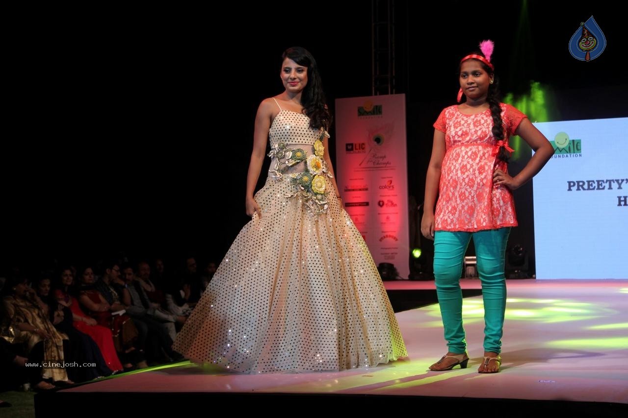 Celebs at Smile Foundation Ramp for Champs Show 01 - 71 / 98 photos