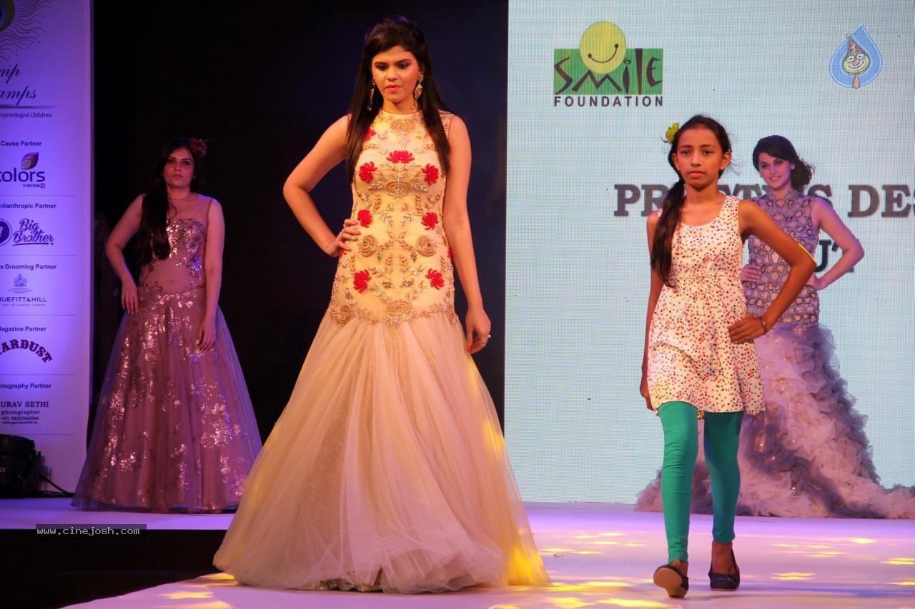 Celebs at Smile Foundation Ramp for Champs Show 01 - 74 / 98 photos