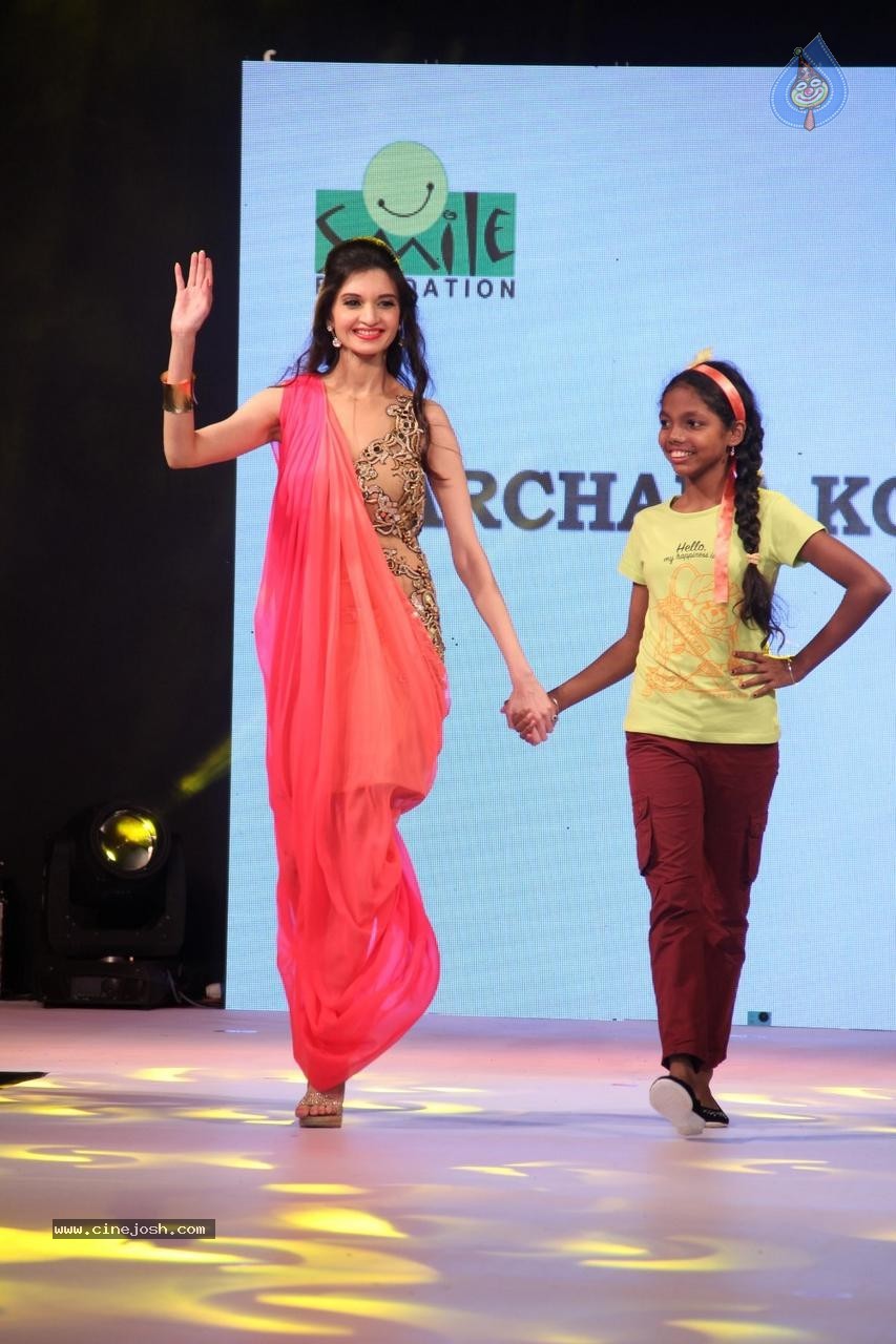 Celebs at Smile Foundation Ramp for Champs Show 02 - 3 / 98 photos