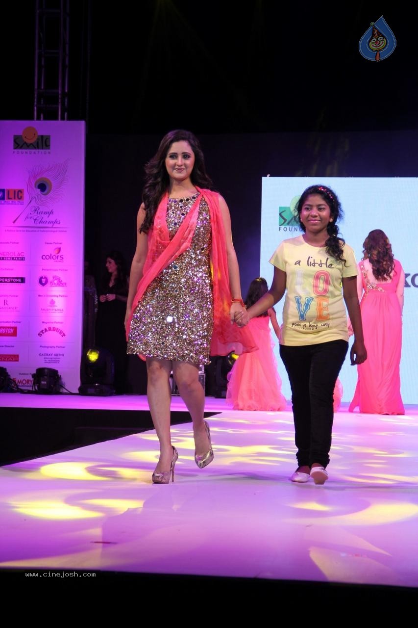 Celebs at Smile Foundation Ramp for Champs Show 02 - 52 / 98 photos