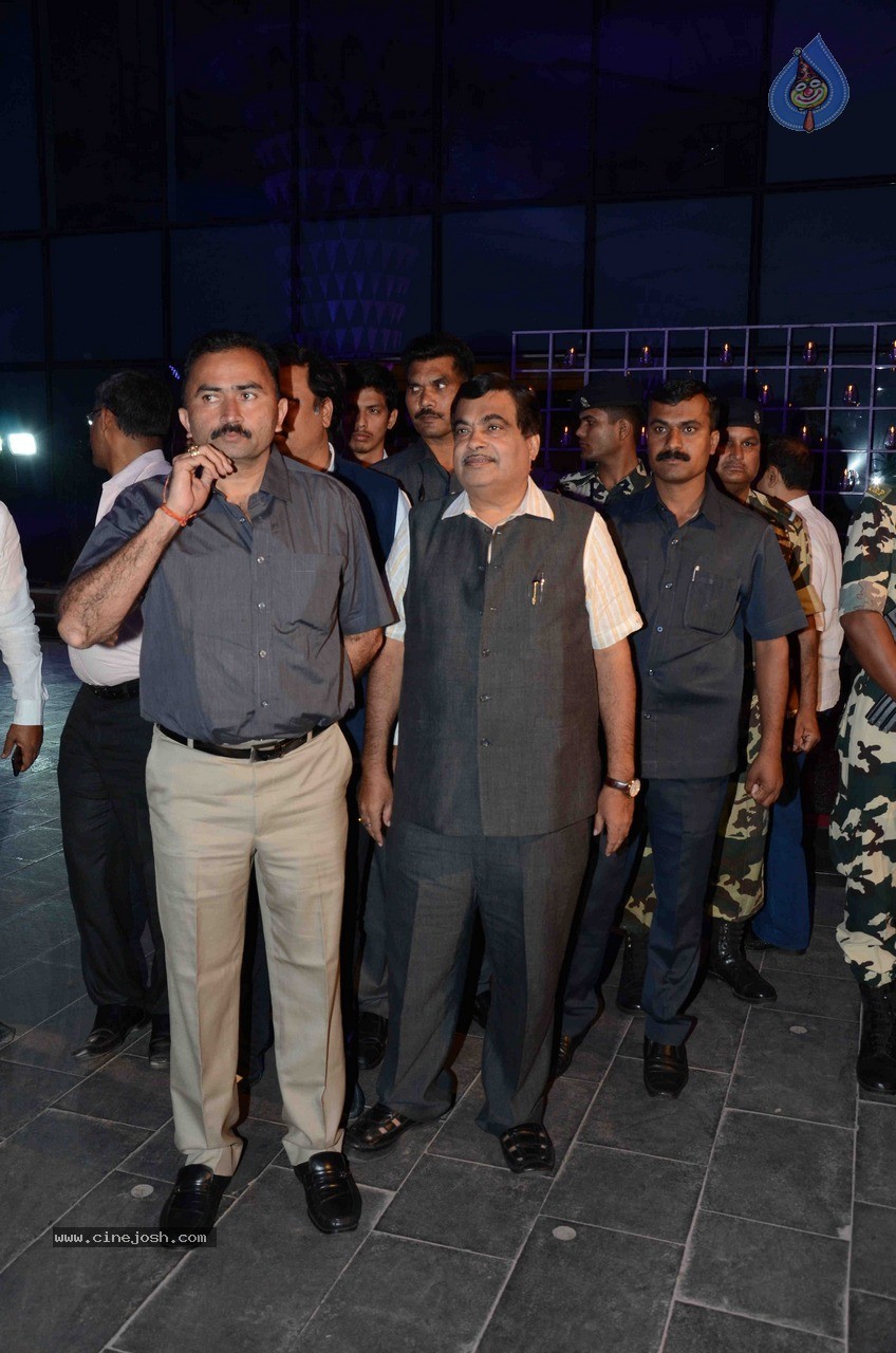 Celebs at Smita Thackeray Son Wedding Reception - 69 / 120 photos