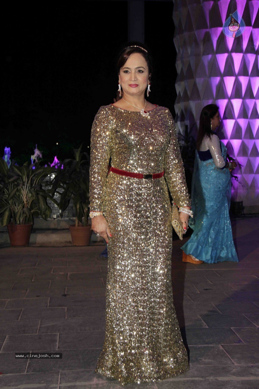 Celebs at Smita Thackeray Son Wedding Reception - 81 / 120 photos
