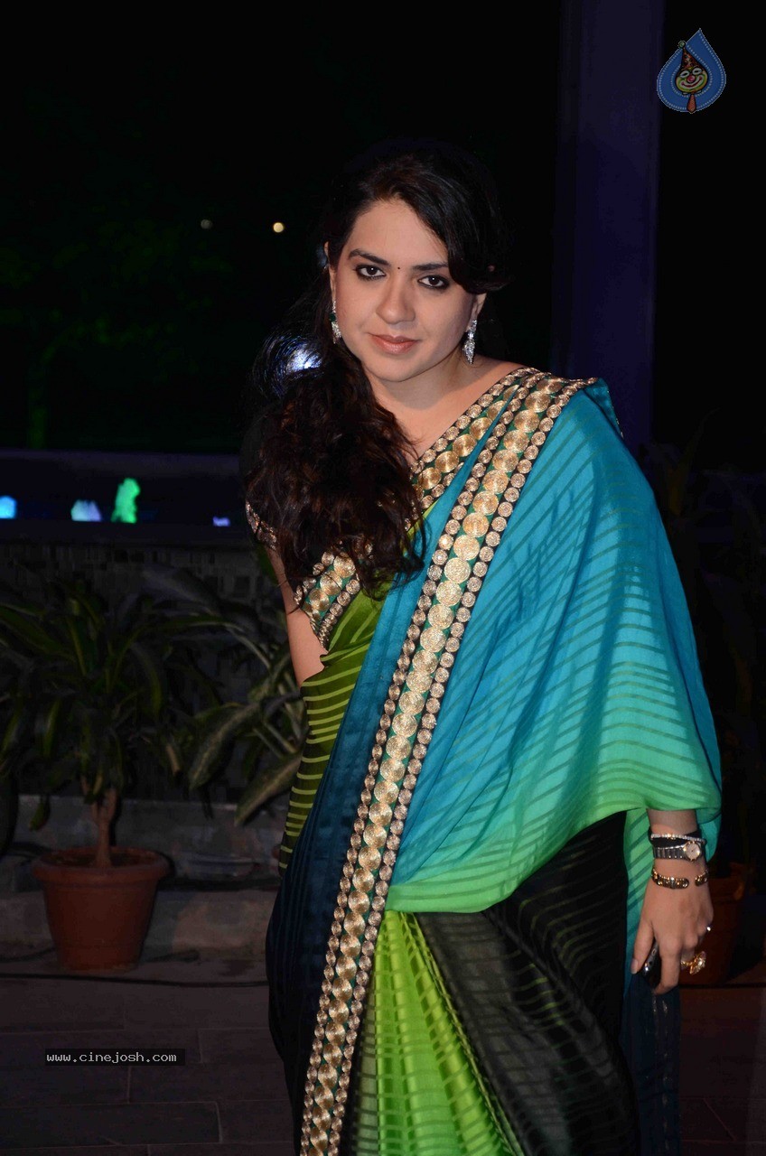 Celebs at Smita Thackeray Son Wedding Reception - 86 / 120 photos