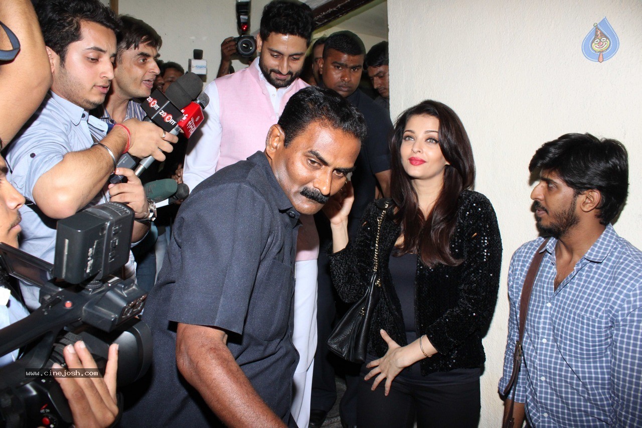 Celebs at Special Screening of Film Shamitabh - 20 / 42 photos