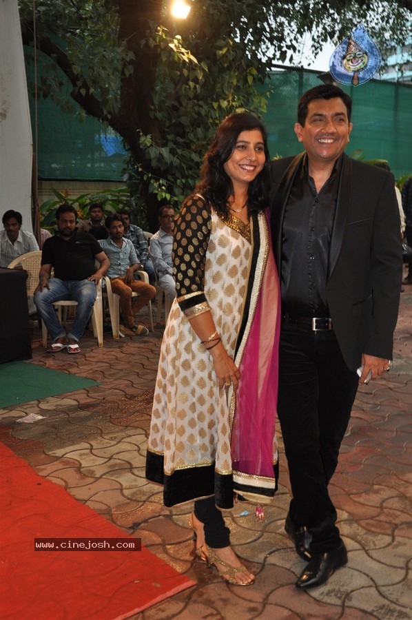 Celebs at Star Parivaar Awards 2013 - 15 / 161 photos