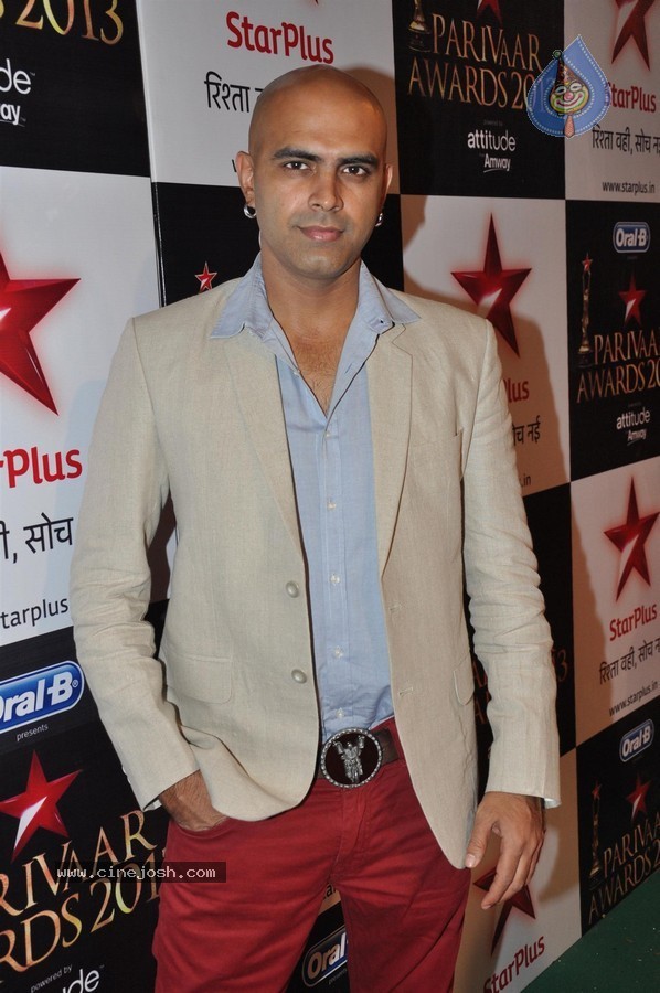 Celebs at Star Parivaar Awards 2013 - 117 / 161 photos