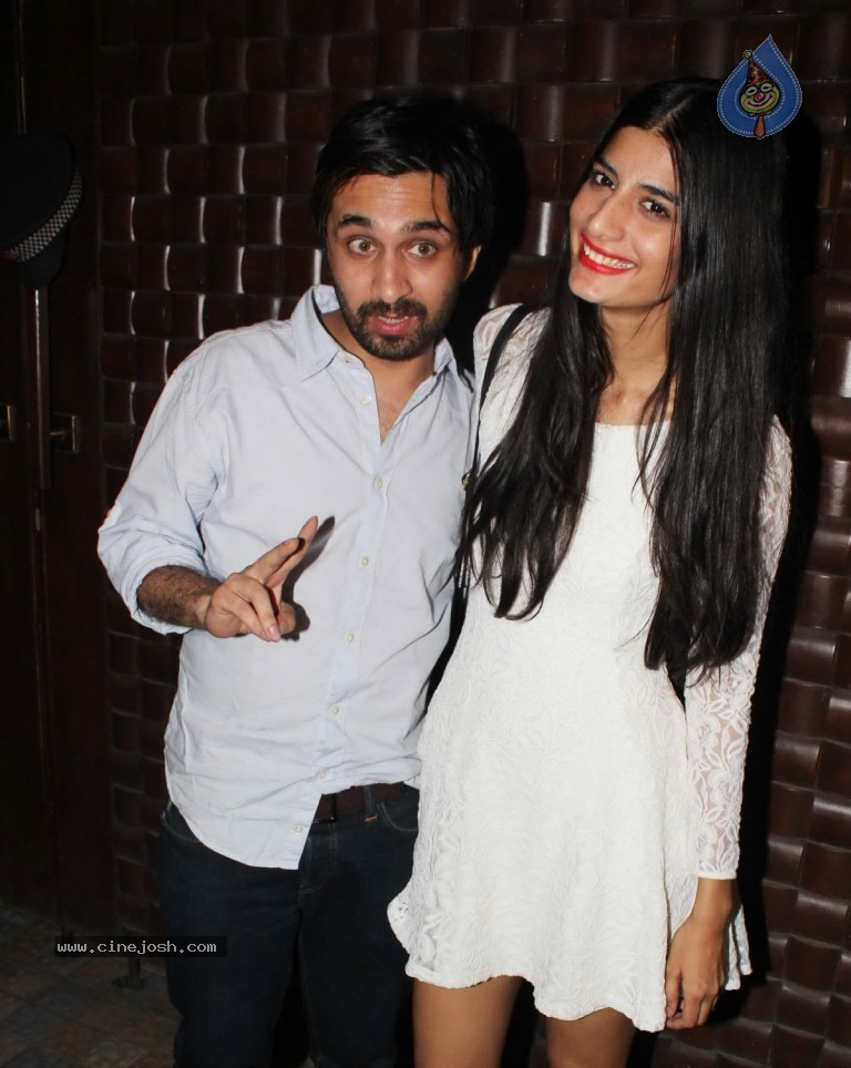 Celebs at Sunny n Anu Dewan Christmas Party - 35 / 64 photos