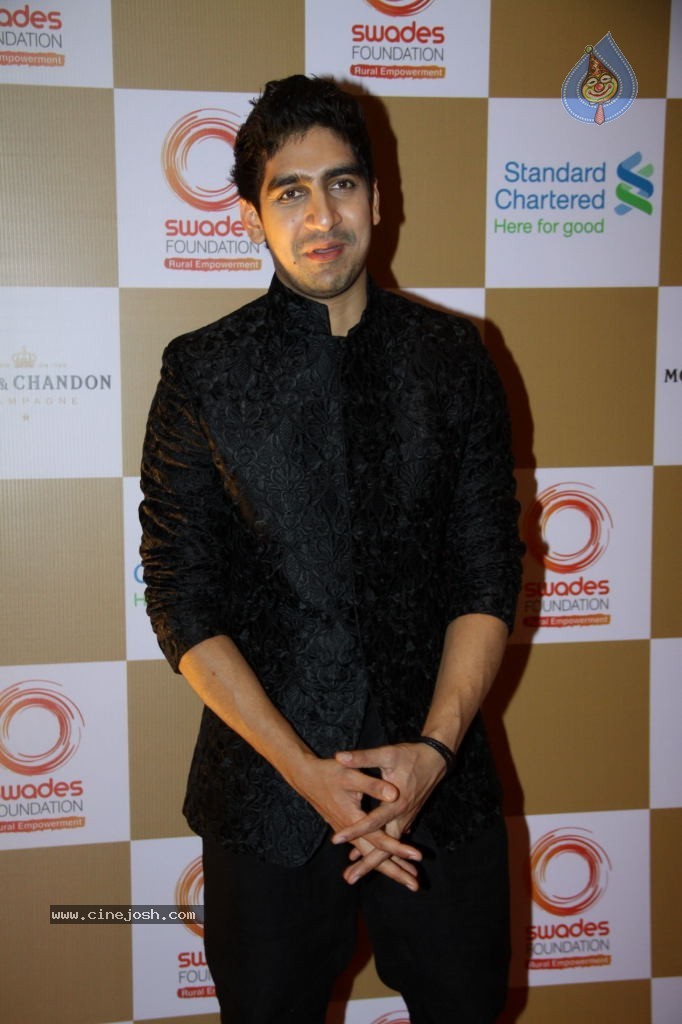 Celebs at Swades Foundation Fundraiser Show - 49 / 50 photos