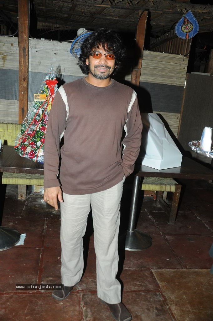 Celebs at Tannaz Irani Surprise Party - 20 / 30 photos