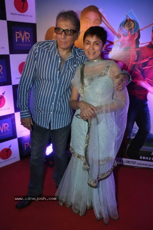Celebs at Tere Mere Phere Premiere - 46 / 53 photos