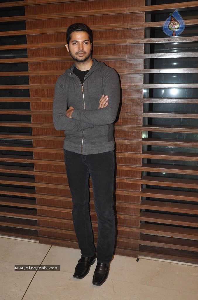 Celebs at the 10th Excellence National Awards 2014 - 14 / 72 photos