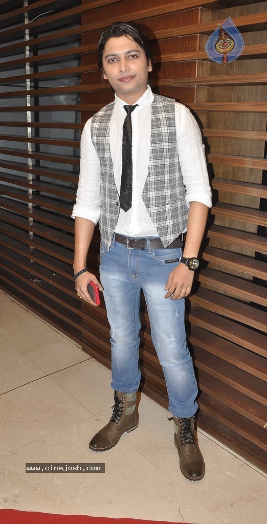 Celebs at the 10th Excellence National Awards 2014 - 30 / 72 photos