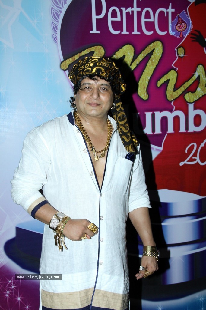 Celebs at The Crowning of Perfect Miss Mumbai Finale - 58 / 71 photos