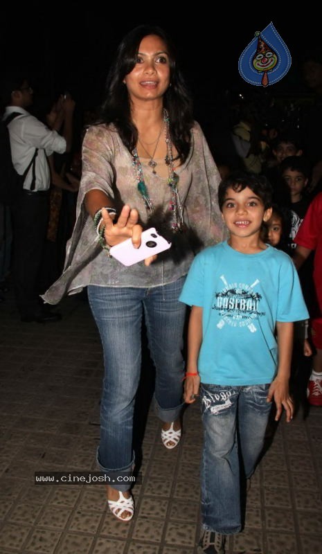 Celebs at The Premiere of Chillar Party - 17 / 42 photos