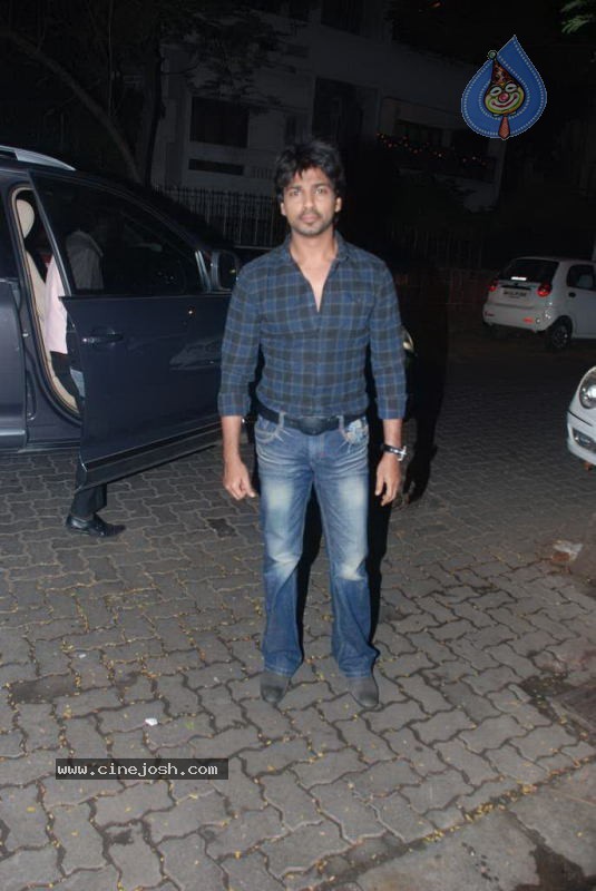 Celebs at Tushar Diwali Bash - 35 / 36 photos