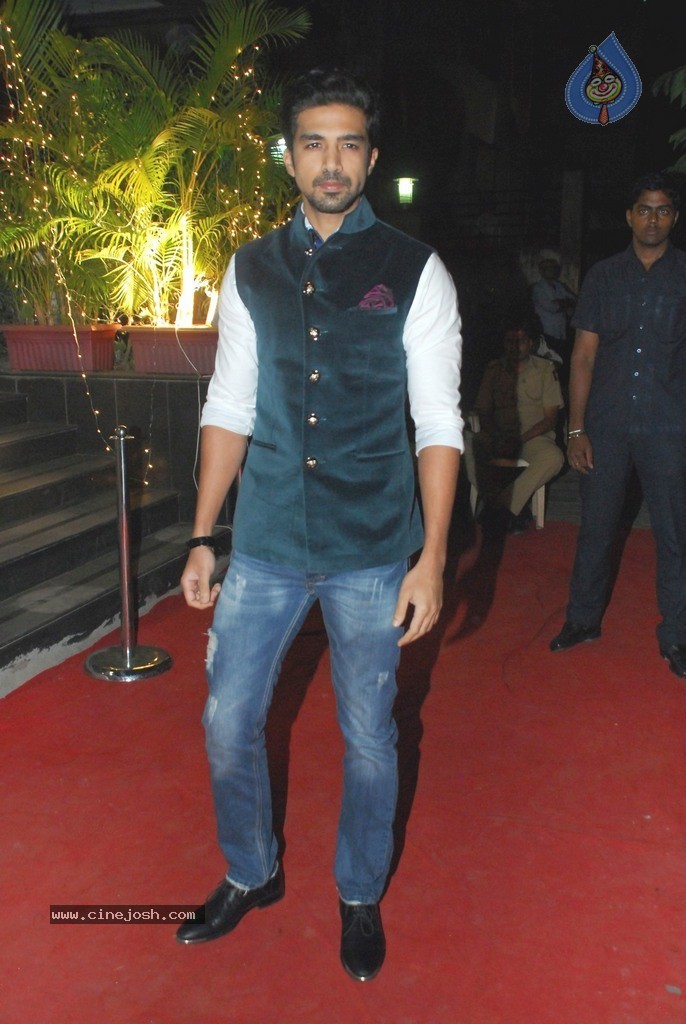 Celebs at Vikram Phadnis Krasaa Store Launch - 37 / 54 photos