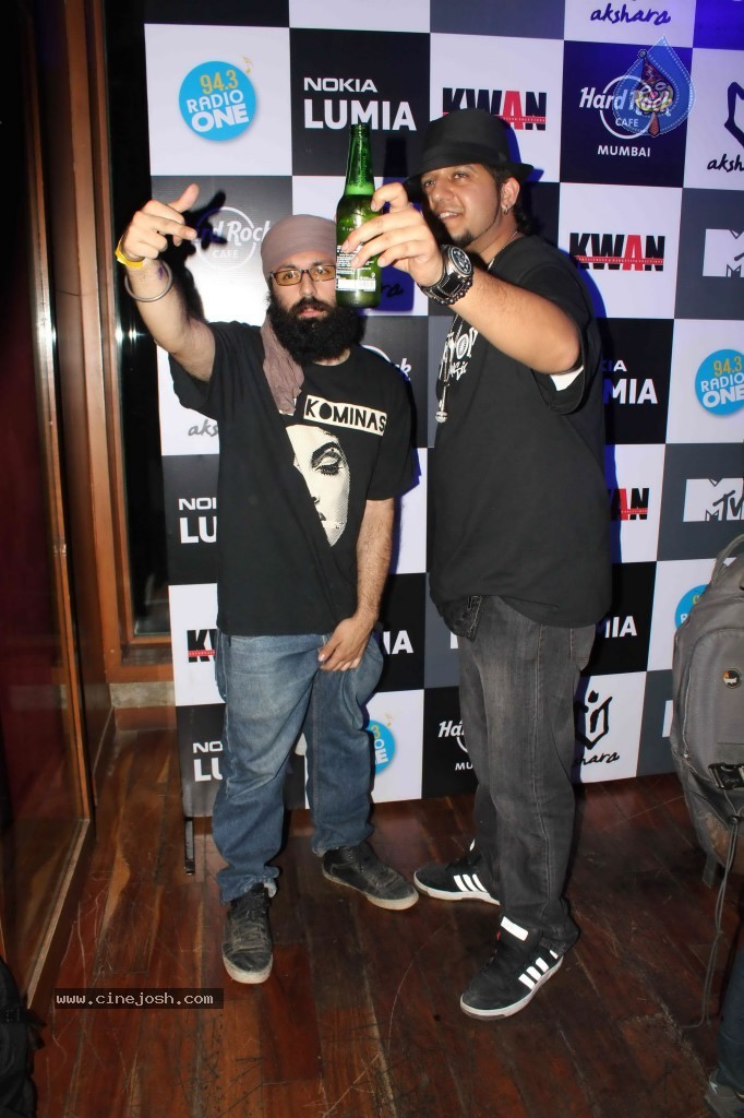 Celebs at W.E. Rock Concert - 30 / 45 photos