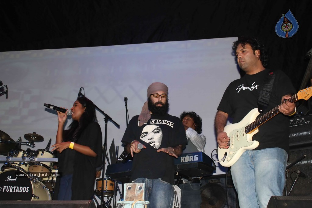 Celebs at W.E. Rock Concert - 35 / 45 photos