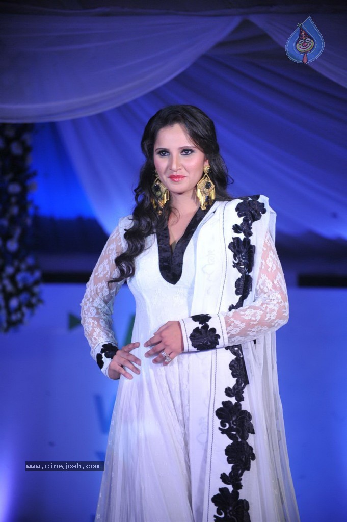 Celebs at Walk for Peace Fashion Show - 51 / 83 photos