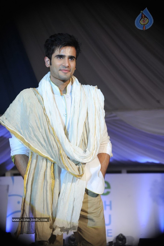 Celebs at Walk for Peace Fashion Show - 66 / 83 photos