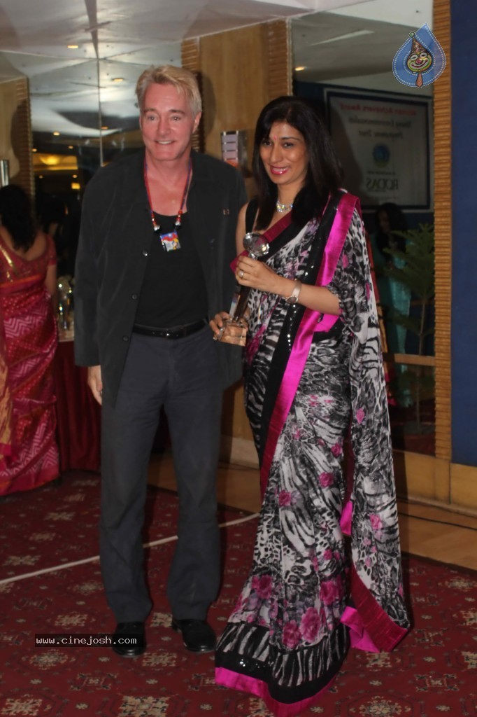 Celebs at Womens Achievers Awards - 28 / 68 photos