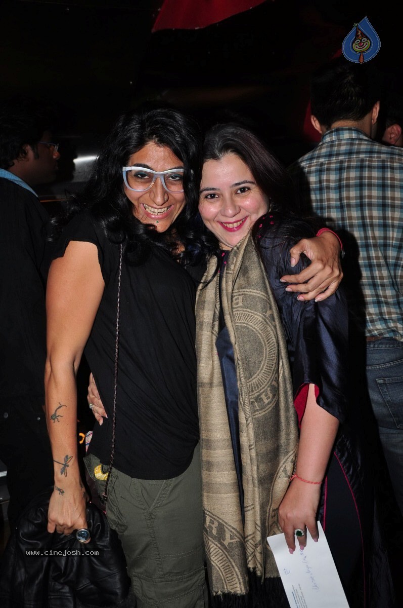 Celebs at DAVID Movie Premiere - 21 / 43 photos