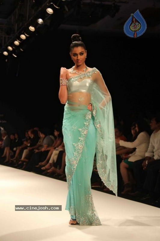 Celebs Walk the Ramp at IIJW 2011 Fashion Show Day 2 - 89 / 113 photos